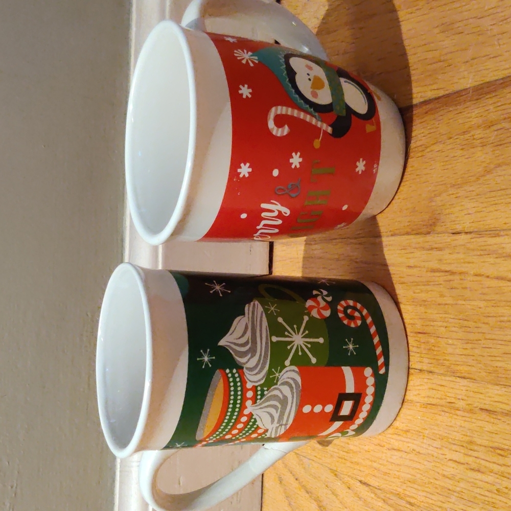 Holiday mugs